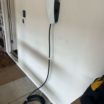 Ateam Electric - EV Charger Installation in Phoenix, AZ - Electricians Near Me Ateam Electric - EV Charger Installation in Phoenix, AZ - Electricians Near Me