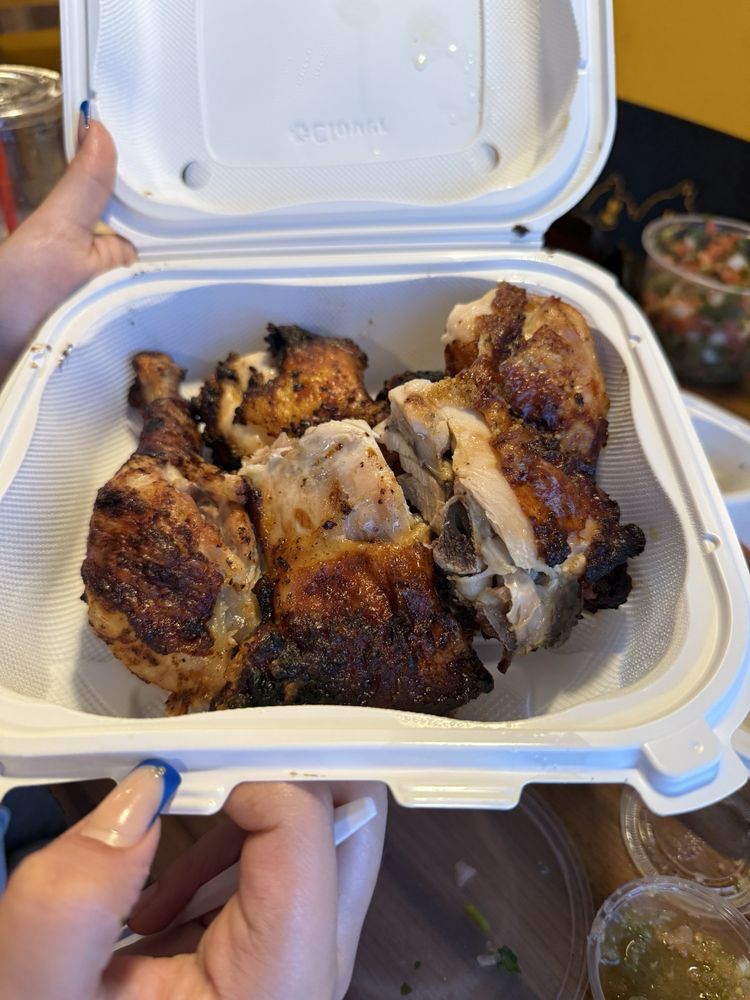 Pollos Mis Pollos