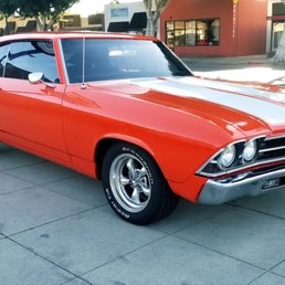 "HUGGER" a 69' Chevelle SS w/ a custom 454 and a 400 TURBO transmission. Aluminum edelbrock intake manifold and Billet Aluminum hinges "HUGGER" a 69' Chevelle SS w/ a custom 454 and a 400 TURBO transmission. Aluminum edelbrock intake manifold and Billet Aluminum hinges