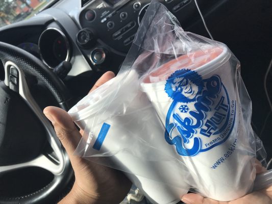 Eskimo Hut - Frozen Daiquiris To-Go by null