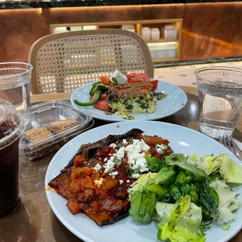 Pi Bakerie - Greek Near Me - New York, New York