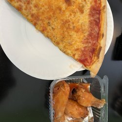 Buddy's Pizza - Cheese slice and wing special