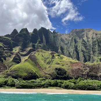 Napali Navigators - The Cathedral - Boat Tours Near Me