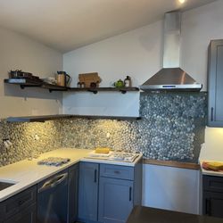 Line Load Electric - Under cabinet lighting