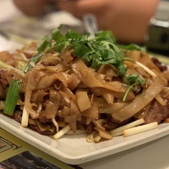 Arcadia Garden Cafe - Beef Chow Fun - Chinese Near Me - Arcadia, California Arcadia Garden Cafe - Beef Chow Fun - Chinese Near Me - Arcadia, California