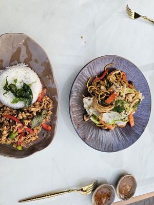 ko thai restaurant by null