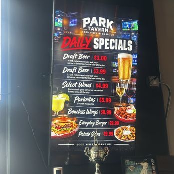 Park Tavern And Market - Can't beat this! Wings are a BONUS! - New American Near Me - Gilbert, Arizona Park Tavern And Market - Can't beat this! Wings are a BONUS! - New American Near Me - Gilbert, Arizona