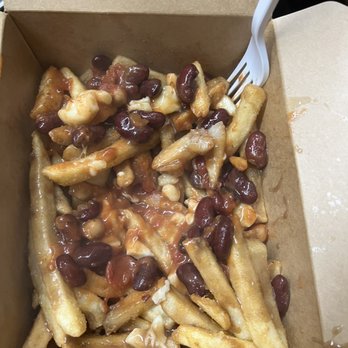 Mean Poutine - Chili - Hot Dogs Near Me - Vancouver, British Columbia