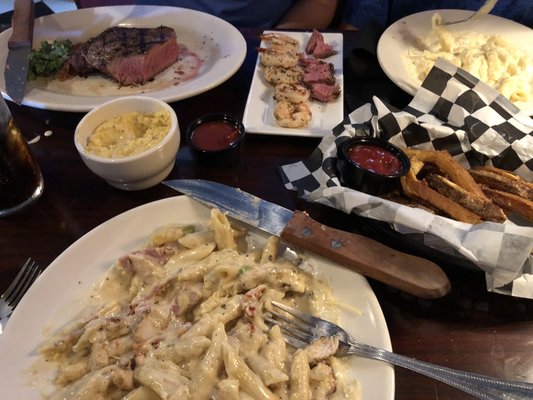 Linde Marie's Steakhouse on the Square by null