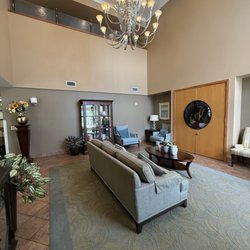 Bellevue Post Acute - Front lobby