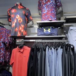 Under Armour Factory House - Inside