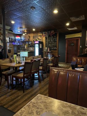 Burt's Place by null