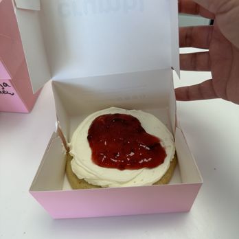 Crumbl - Gilbert - Bakeries Near Me - Gilbert, Arizona