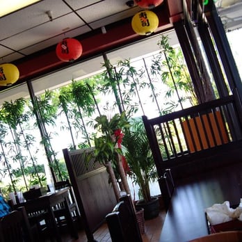 Yo Sushi - Love the seating! - Sushi Bars Near Me - Vallejo, California
