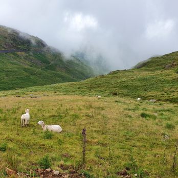 Pen-Y-Pass Miner's Track - Hiking Near Me - Caernarfon, GWN