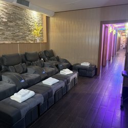 22 Star Spa - The area