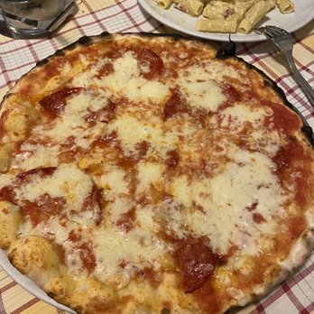 Trattoria Il Tettarello - Pizza Diavola - Pizza Near Me - Rome, RM Trattoria Il Tettarello - Pizza Diavola - Pizza Near Me - Rome, RM