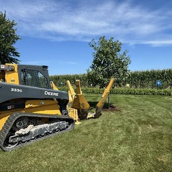Kalonial Lawn Care - Snow Removal Near Me - Wellman, Iowa