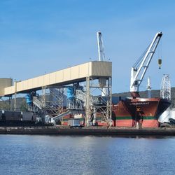 Vista Fleet - Hudsongarcht from the Netherlands ready for loading.