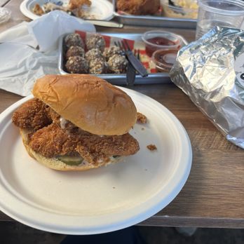 BirdHouse - Original Chicken sandwich with donuts - Chicken Shop Near Me - Page, Arizona
