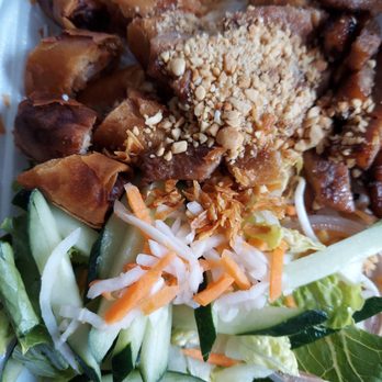 Saigon Noodle House - BBQ pork & egg rolls w/ vermicelli noodles - Vietnamese Near Me - Kailua, Hawaii Saigon Noodle House - BBQ pork & egg rolls w/ vermicelli noodles - Vietnamese Near Me - Kailua, Hawaii