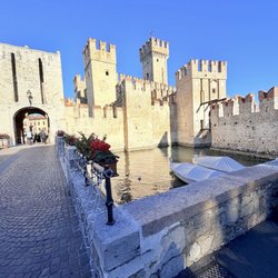 Castello Scaligero Di Sirmione