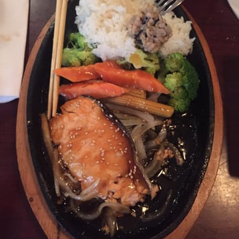Sakura - Sushi Bars Near Me - Brooklyn, New York