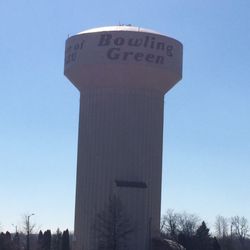 Carter Park - Huge water tower at the Southern Park entrance.