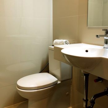 Red Planet Amorsolo - Hotels Near Me - Makati, NCR