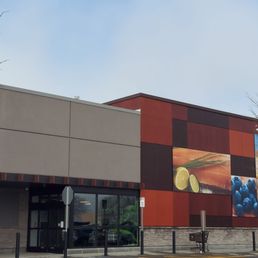 Exterior outside entrance of Market 32 - Clifton Park, New York Exterior outside entrance of Market 32 - Clifton Park, New York