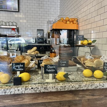 La Guagua - Presentation of your choice of goodies! - Latin American Near Me - Vacaville, California