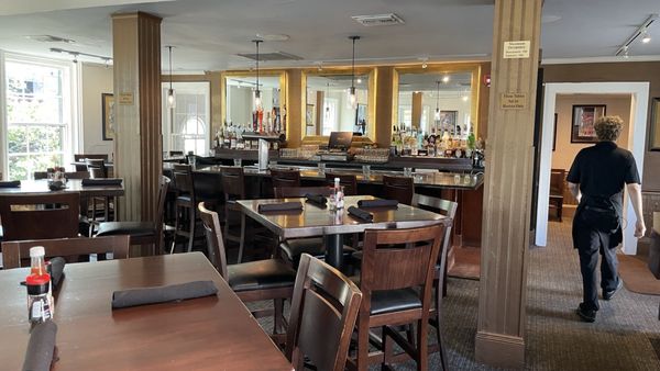 Harry's Seafood, Bar & Grille by null