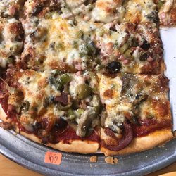 Goose Pond Pizza - Loaded pizza