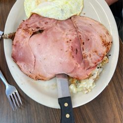 Hugo's Family Restaurant