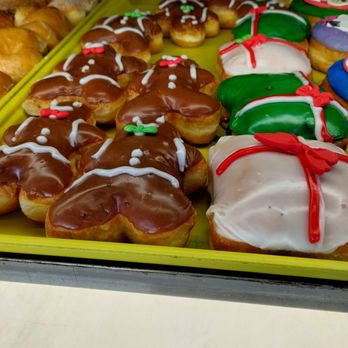 Bumblebee Donuts 2 - Holiday donuts - Donuts Near Me - Azusa, California Bumblebee Donuts 2 - Holiday donuts - Donuts Near Me - Azusa, California