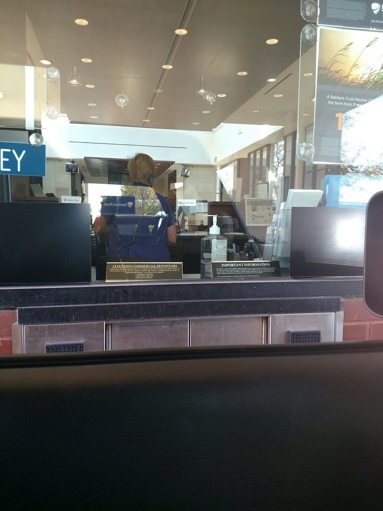 BANKERS TRUST ALTOONA 3820 8th St SW, Altoona, Iowa Banks