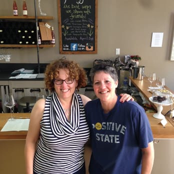 Passaggio Wines - Wine Bars Near Me - Glen Ellen, California