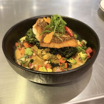 Alumni Dining Commons - Buffets Near Me - Riverside, California