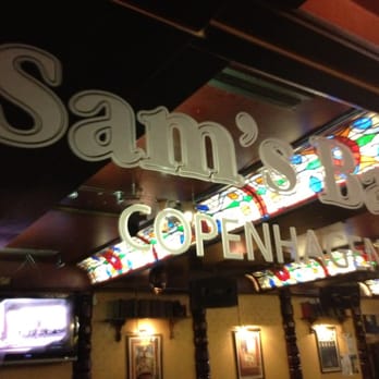 Sams Bar - Mirror behind the scene - Pubs Near Me - Copenhagen, 84