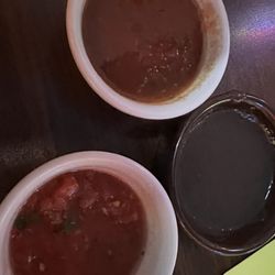 Amigos Mexican Spanish Restaurant - Complementary Salsa's and chips