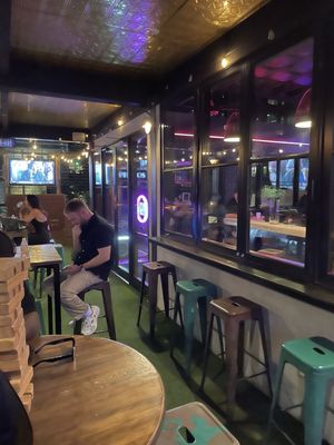 Green Light Social by null