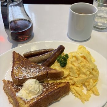 Cafe 50's - 2+2+2 - Diners Near Me - Los Angeles, California