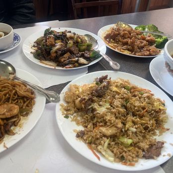 May Lee Chinese Restaurant - Combo Chow Mein, Combo Fried Rice, basil beef, Orange Chicken - Chinese Near Me - San Francisco, California May Lee Chinese Restaurant - Combo Chow Mein, Combo Fried Rice, basil beef, Orange Chicken - Chinese Near Me - San Francisco, California