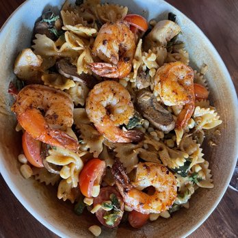 GRANVILLE - Spicy Pasta Paleo Plate with Shrimp - New American Near Me - Pasadena, California GRANVILLE - Spicy Pasta Paleo Plate with Shrimp - New American Near Me - Pasadena, California