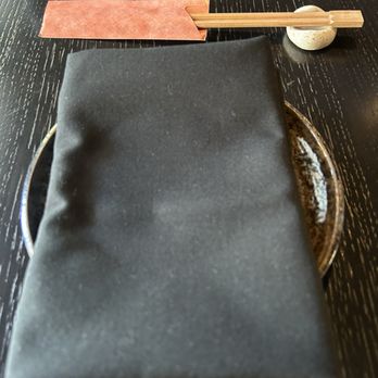 Little Plum - Plating - Asian Fusion Near Me - Honolulu, Hawaii