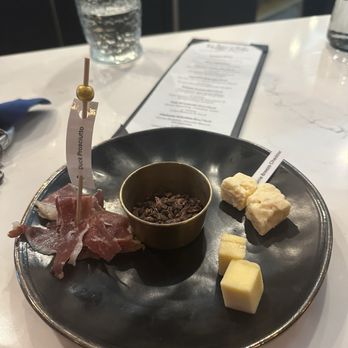 Waters Edge Winery & Bistro - Sample cheeseboard - Wine Bars Near Me - Dallas, Texas