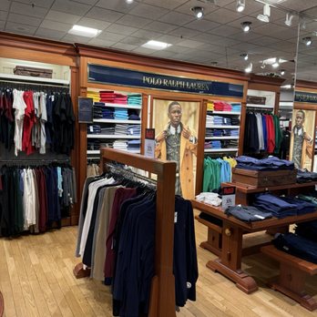 Macy's - Department Stores Near Me - Paramus, New Jersey