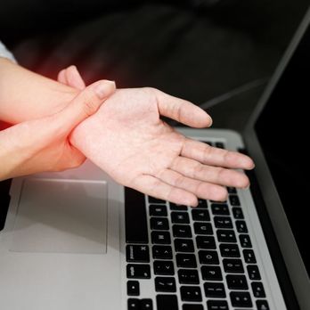 Lake Bluff Acupuncture - Acupuncture in combination with cupping, gua sha, and other Chinese Traditional Medicine helps with wrist pain, including carpal tunnel - Acupuncture Near Me - Lake Bluff, Illinois Lake Bluff Acupuncture - Acupuncture in combination with cupping, gua sha, and other Chinese Traditional Medicine helps with wrist pain, including carpal tunnel - Acupuncture Near Me - Lake Bluff, Illinois