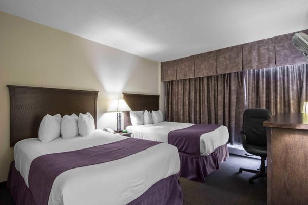 Quality Inn & Suites Yellowknife by null
