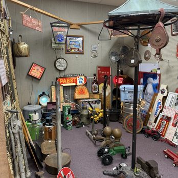 Springfield Antique Center - Antiques Near Me - Springfield, Ohio